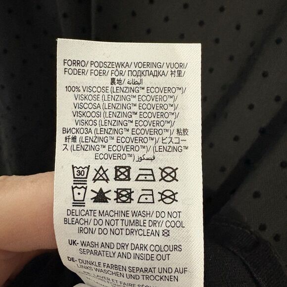 Boden Women’s 16-18 Black Polka Dot Tulle Blouse Sheer Puff Sleeves Whimsigoth - Picture 11 of 12